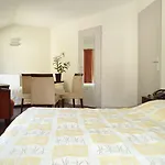 Le Beausejour By Popinns Aparthotel