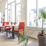 Le Beausejour By Popinns