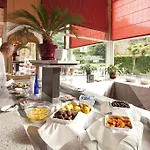 Le Beausejour By Popinns Aparthotel