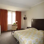 Le Beausejour By Popinns