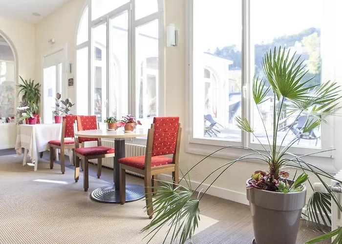 Le Beausejour By Popinns